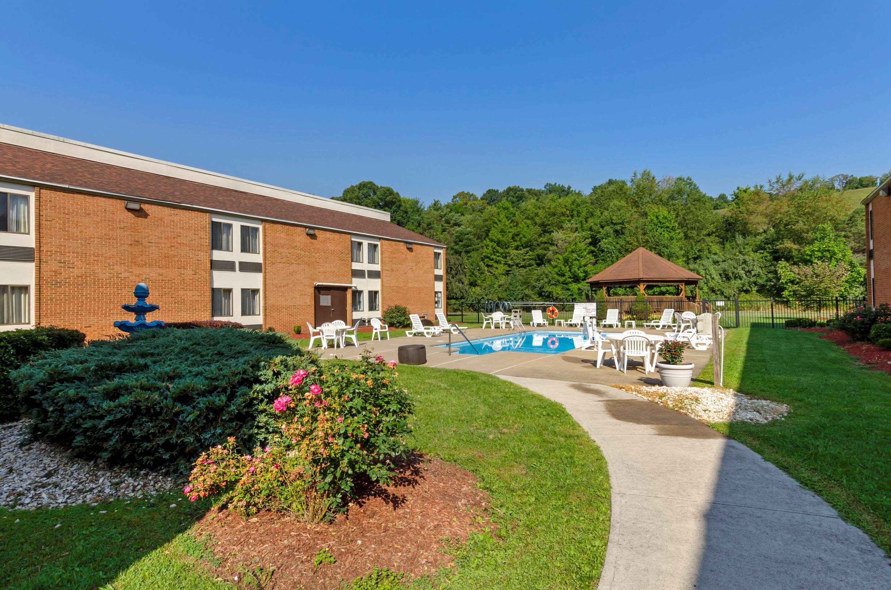 Comfort Inn Bluefield Εξωτερικό φωτογραφία