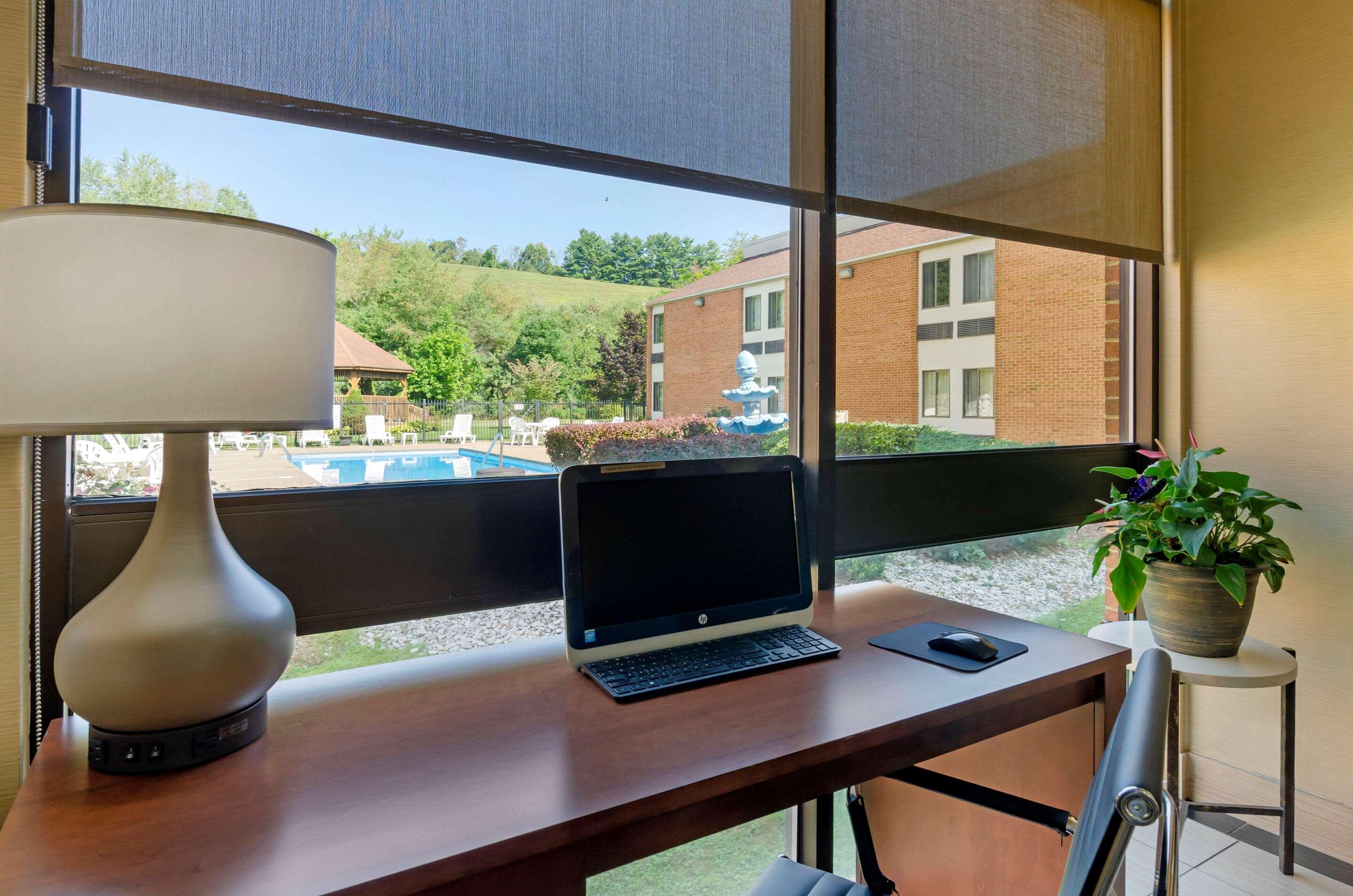 Comfort Inn Bluefield Εξωτερικό φωτογραφία